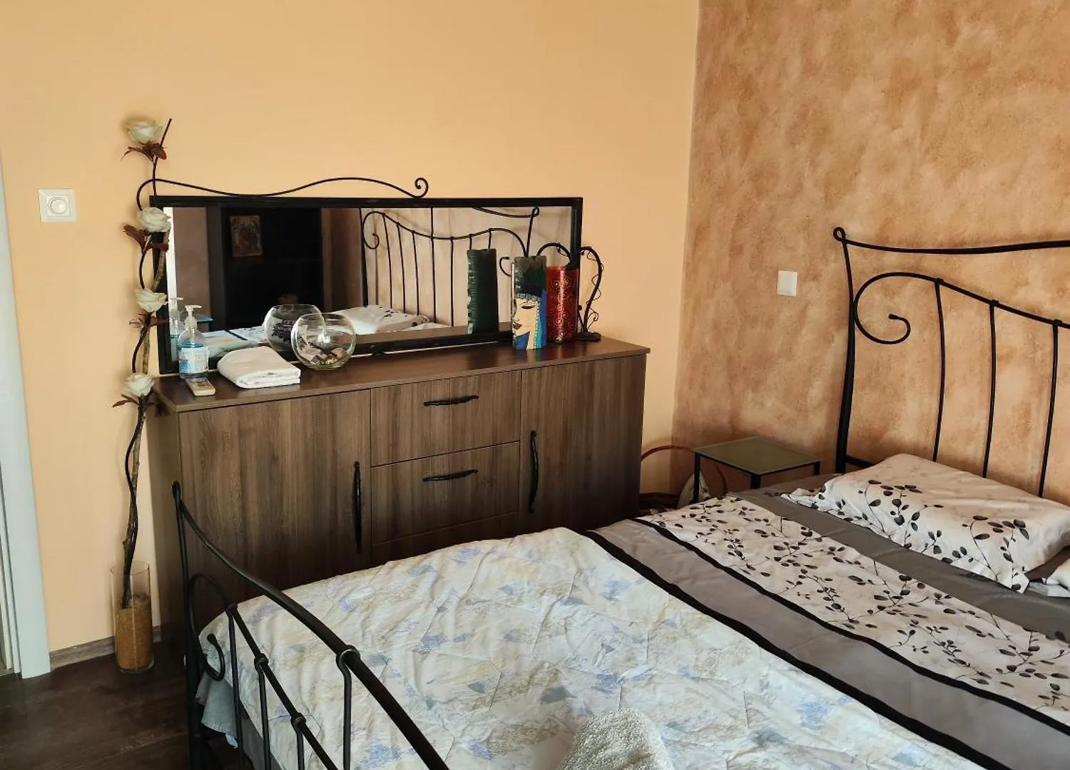 Art Apartment Kiril And Metodi Square Burgas Bulgaria