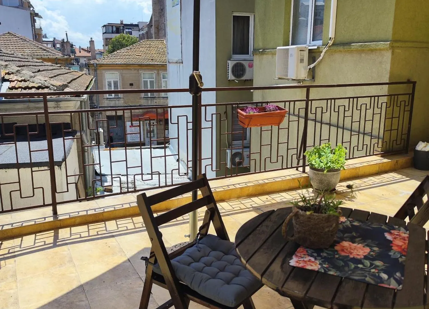 Art Apartment Kiril And Metodi Square Burgas
