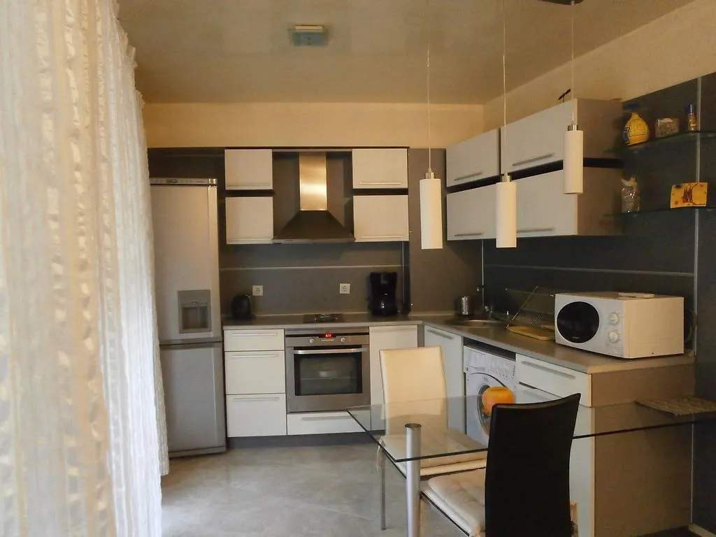 Art Apartment Kiril And Metodi Square Burgas