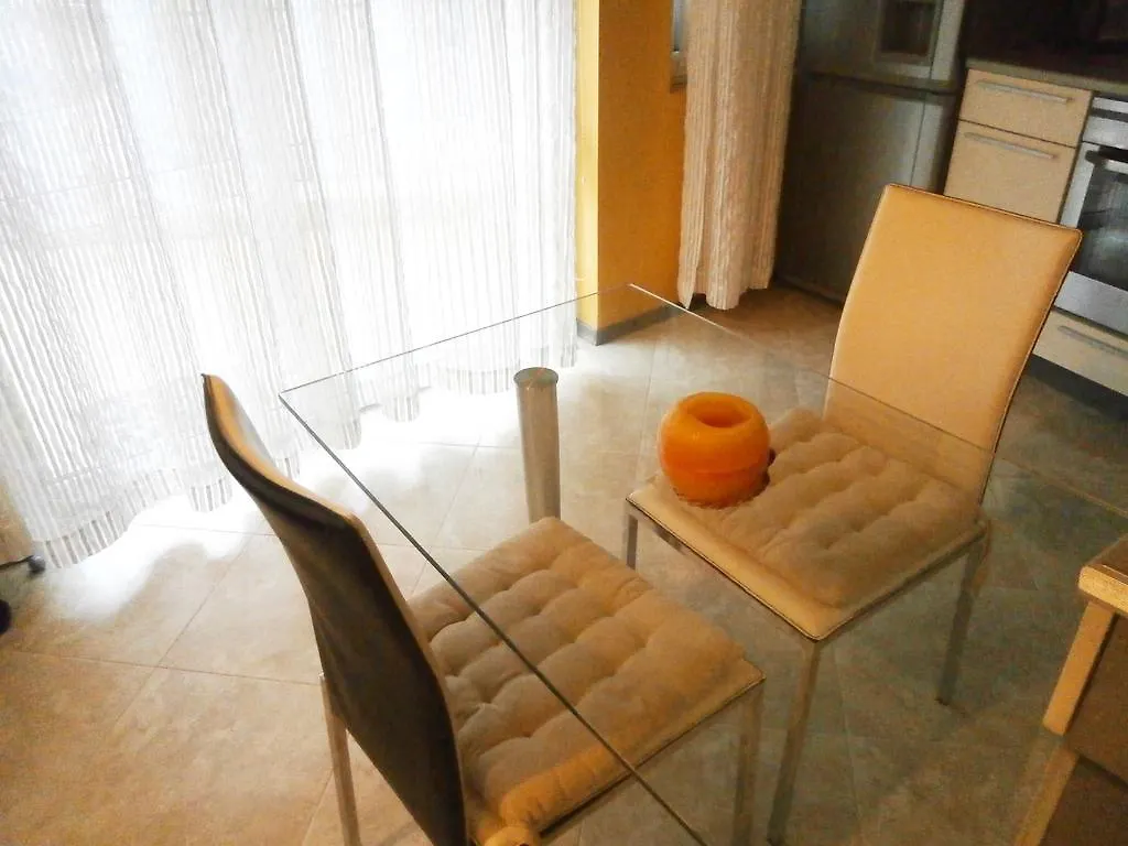 Art Apartment Kiril And Metodi Square Burgas Bulgaria