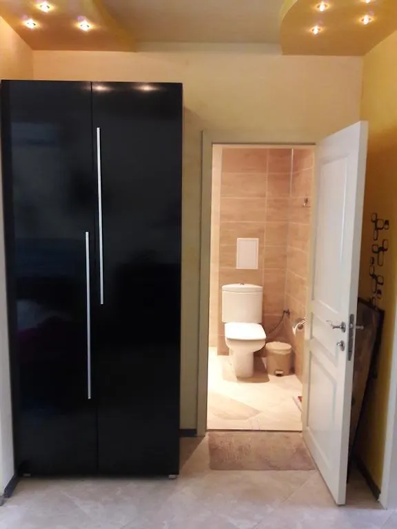 Art Apartment Kiril And Metodi Square Burgas 0*,